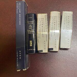 Avon Brilliant Moisture Sorceress, Avon Beyond Color Triple Benefit Lipstick, Av